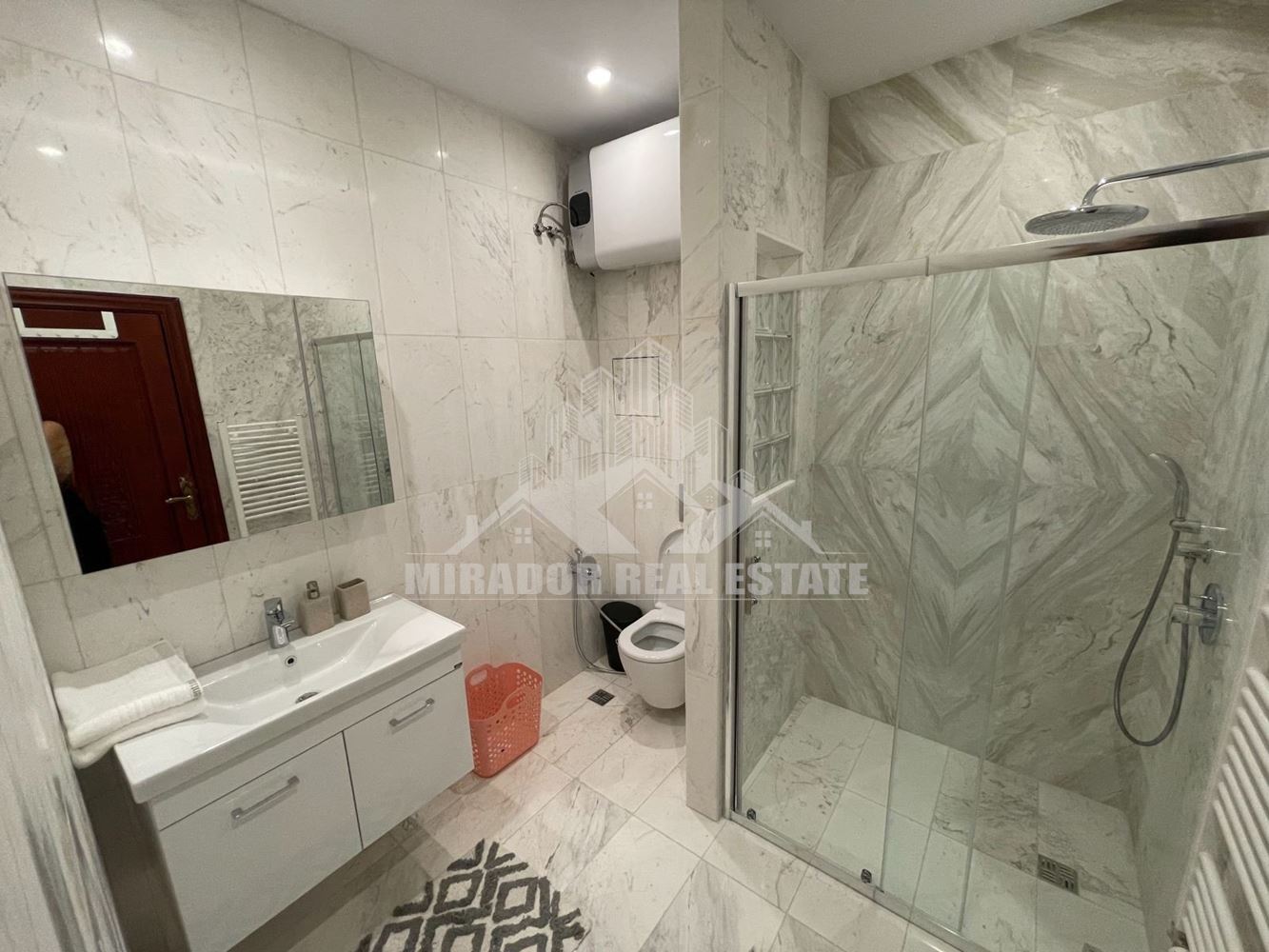 Двустаен Апартамент - жк.Зона Б-19 - 0