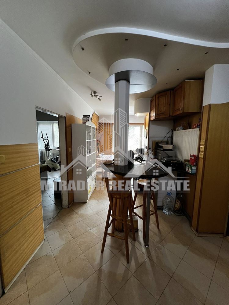 Тристаен Апартамент – Суха река-0 Тристаен Апартамент - Суха река - 0