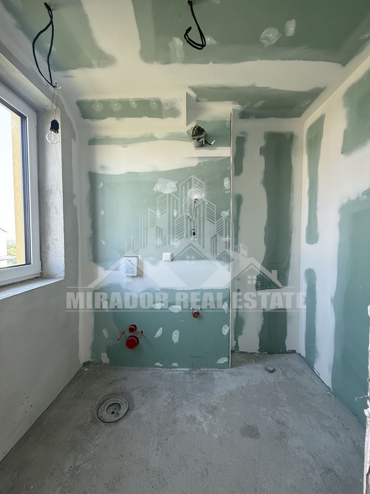 Функционална къща в Резиденшъл Парк Лозен-0 Функционална къща в Резиденшъл Парк Лозен - 0