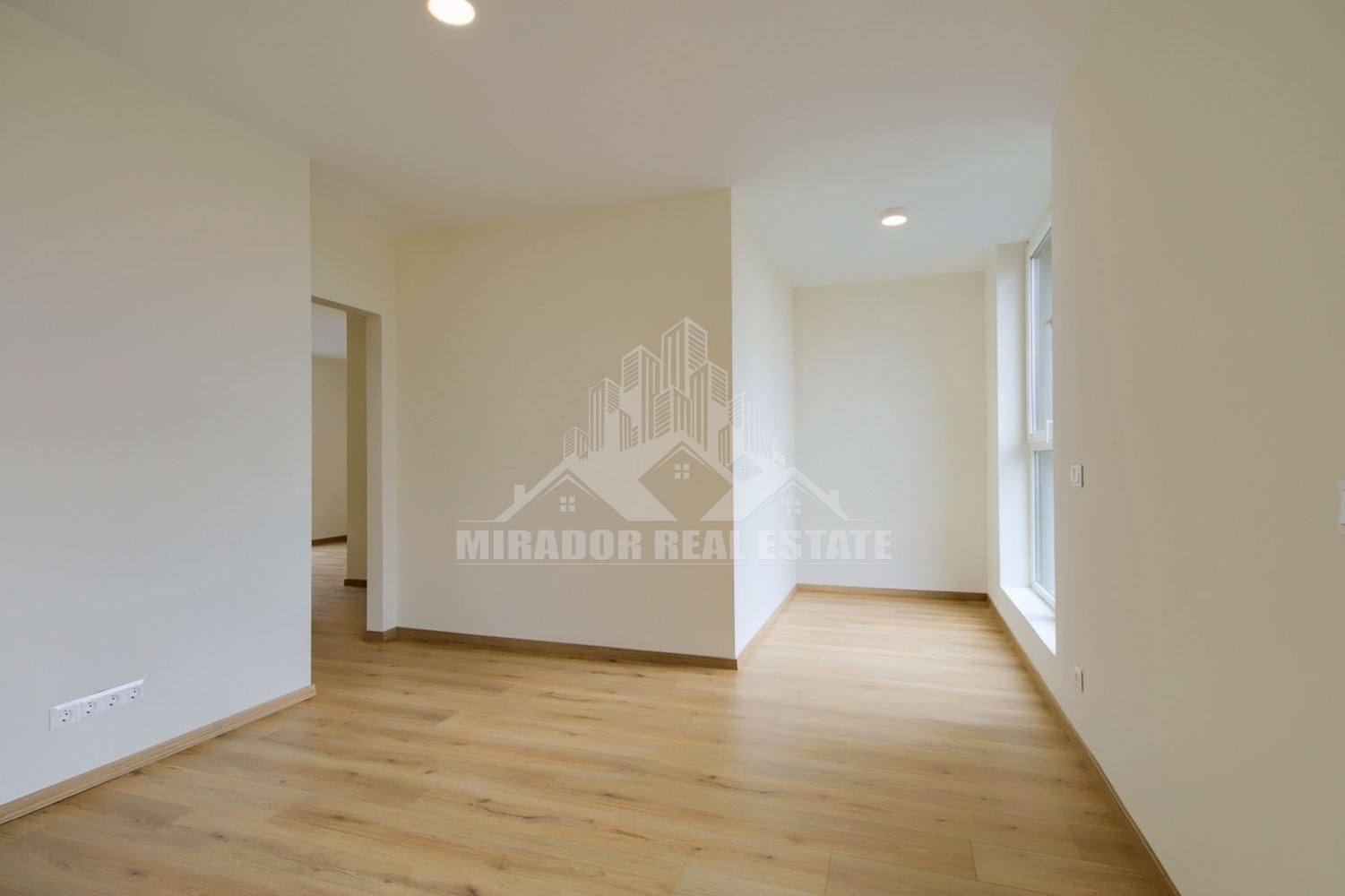 Тристаен Апартамент - кв. Манастирски ливади Запад - 0