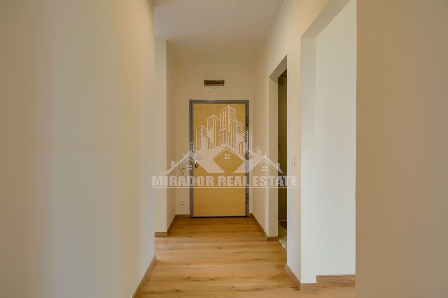 Тристаен Апартамент - кв. Манастирски ливади Запад - 0