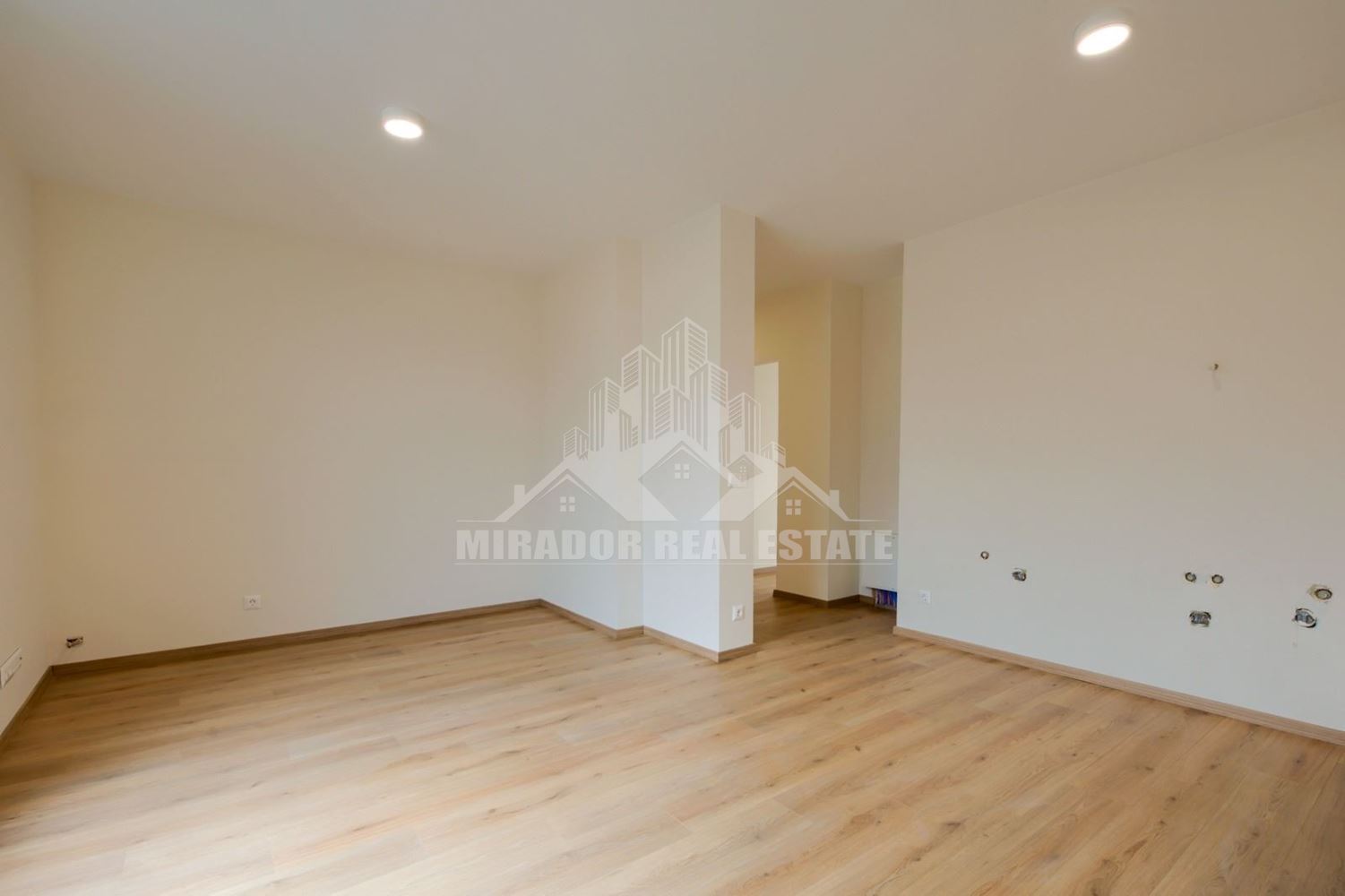 Тристаен Апартамент - кв. Манастирски ливади Запад - 0