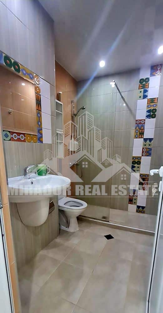 Двустаен Апартамент в кв.Хаджи Димитър - 0