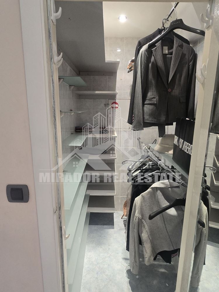 Тристаен Апартамент в кв.Бъкстон - 0