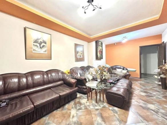 Офис в жилищна сграда - кв.Витоша - 0