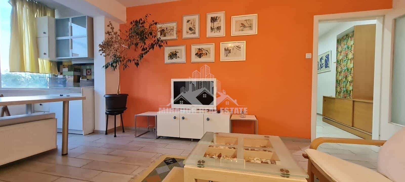 Двустаен Апартамент в кв.Хаджи Димитър - 0