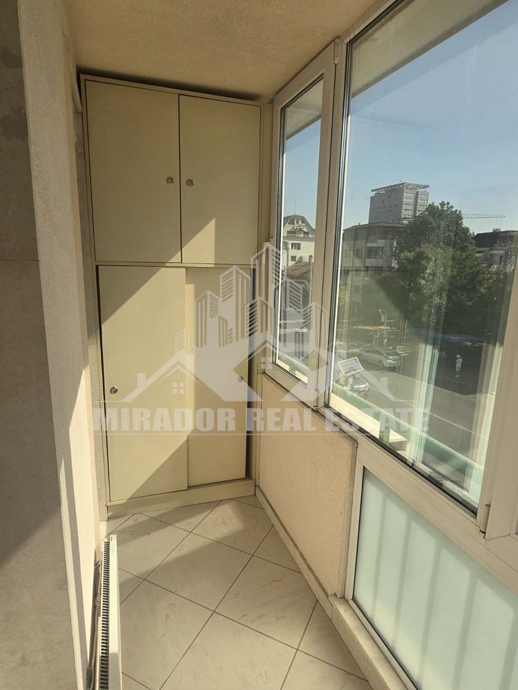 Тристаен Апартамент в кв.Бъкстон - 0