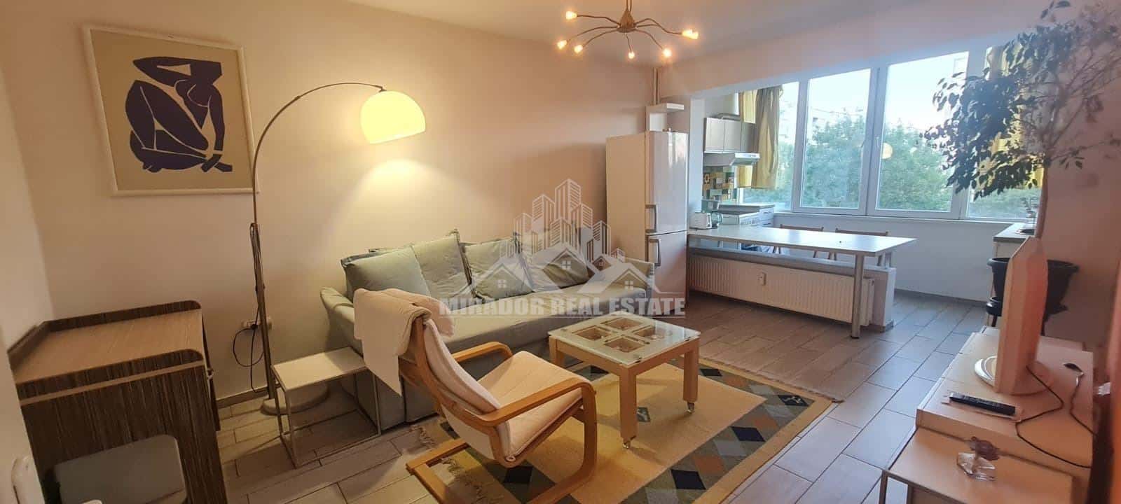 Двустаен Апартамент в кв.Хаджи Димитър - 0