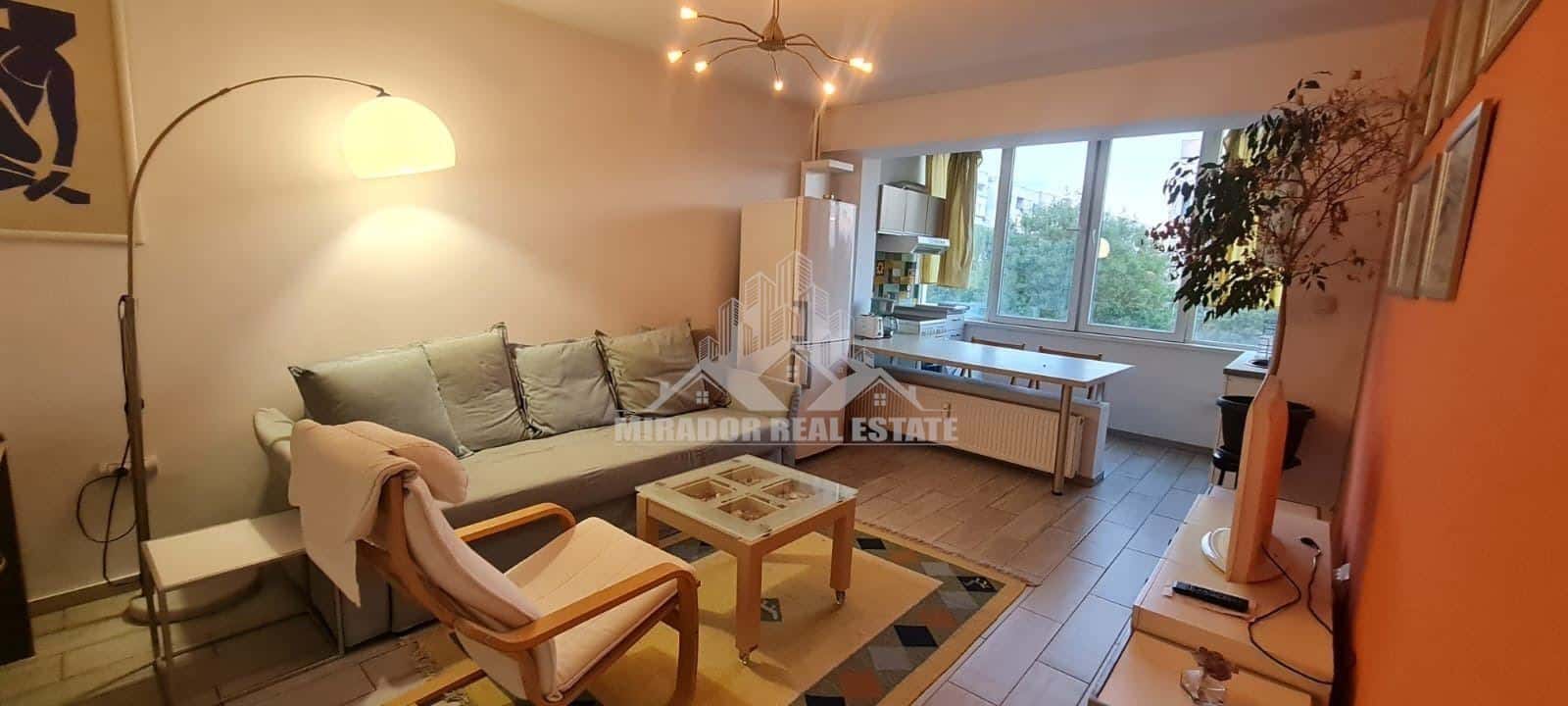 Двустаен Апартамент в кв.Хаджи Димитър - 0