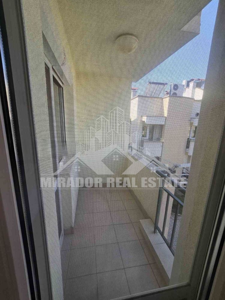 Тристаен Апартамент в кв.Бъкстон - 0