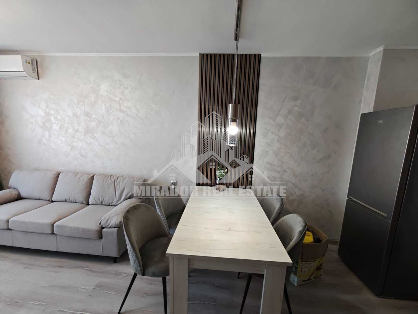 2-стаен - София, Дружба 1 - 0