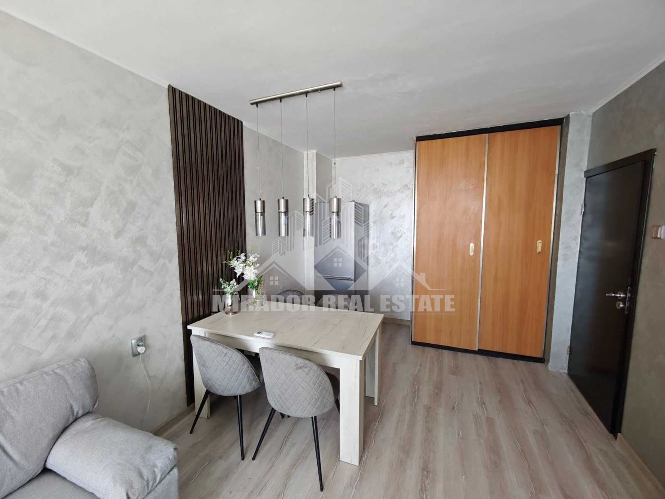 2-стаен - София, Дружба 1 - 0