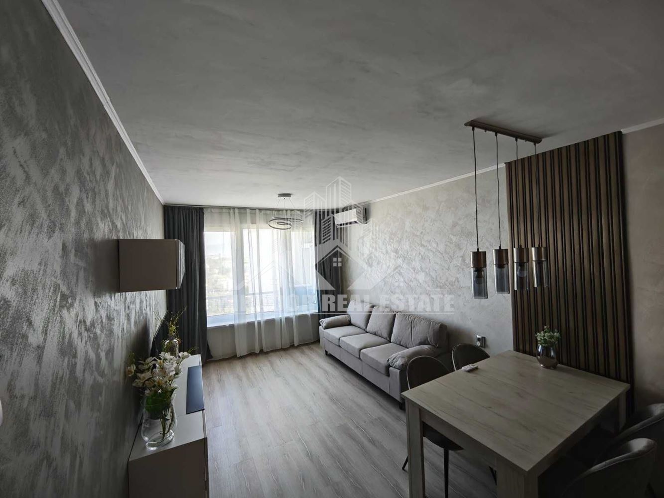 2-стаен - София, Дружба 1 - 0