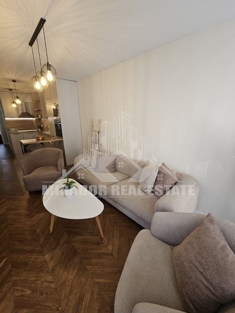 Двустаен Апартамент -кв.Дружба - 0