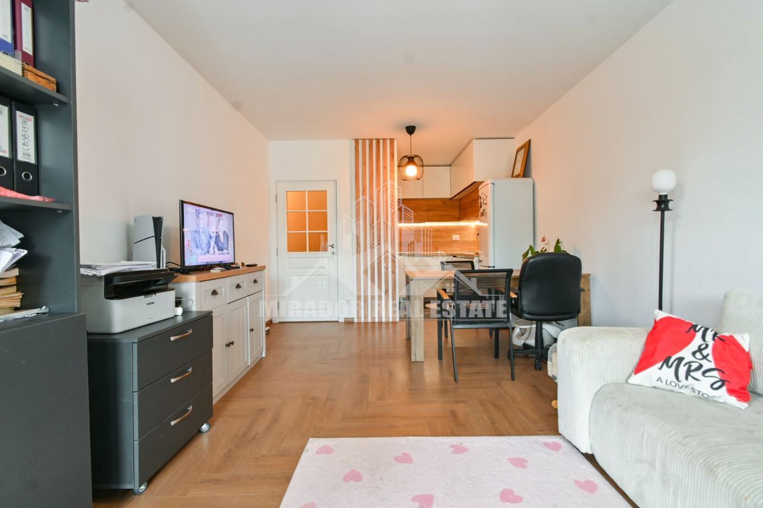 Двустаен Апартамент с двор в кв. Малинова Долина - 0