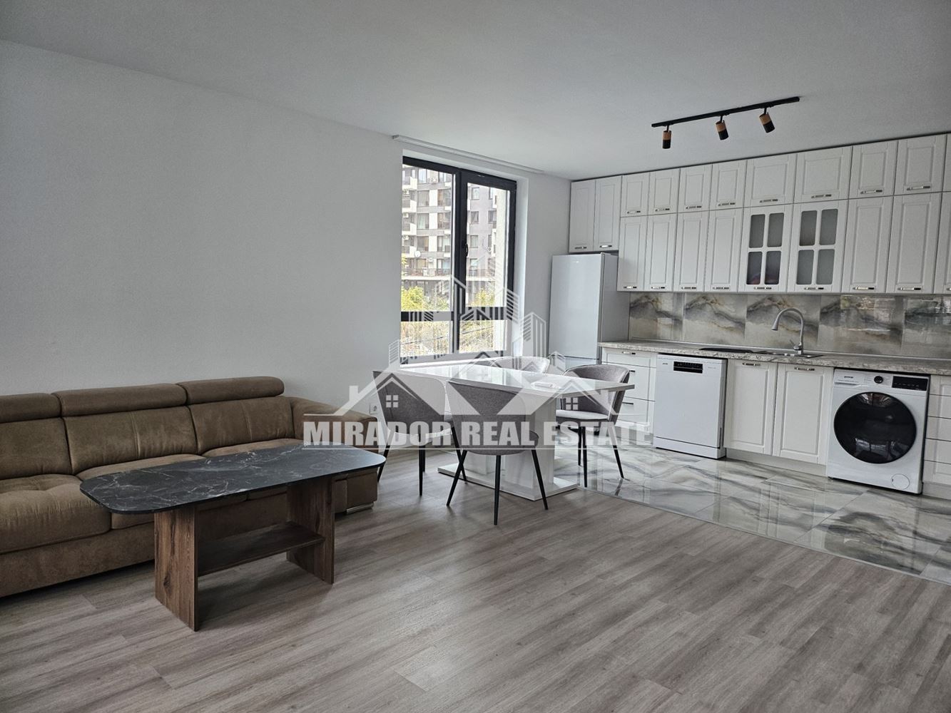 Тристаен Апартамент - кв.Малинова долина. - 0