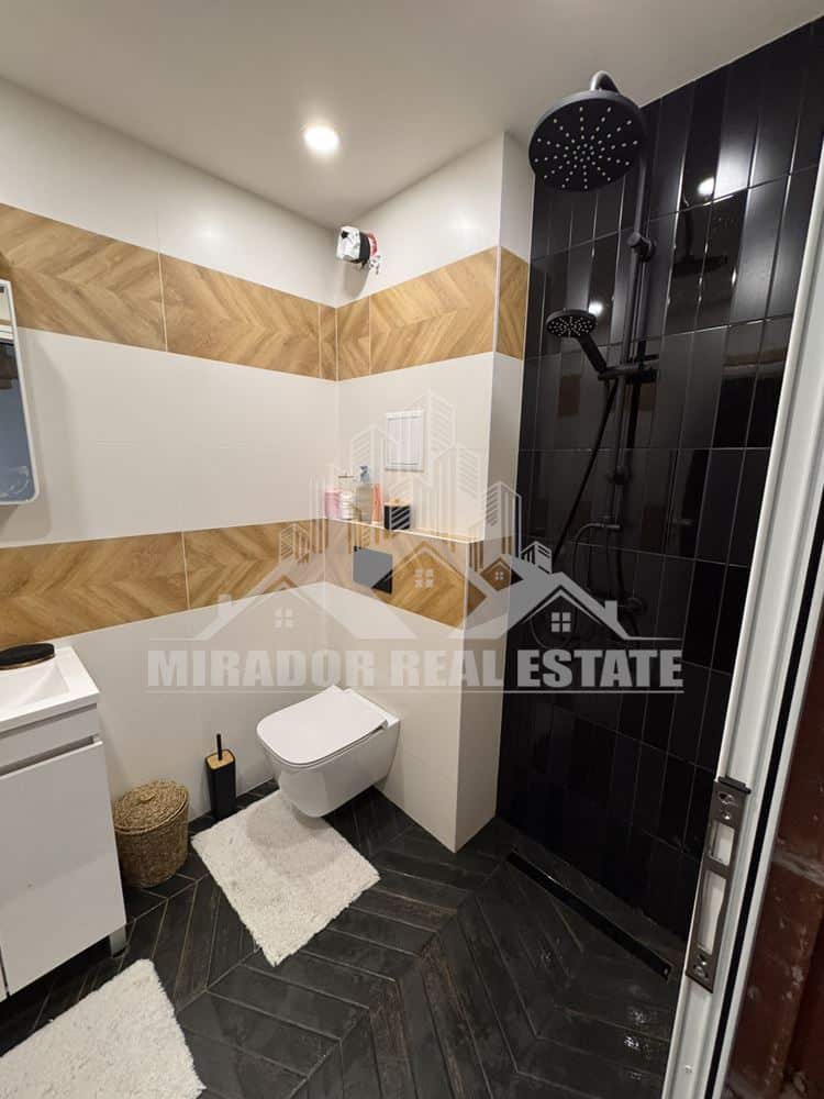 Двустаен Апартамент с двор в кв. Малинова Долина - 0