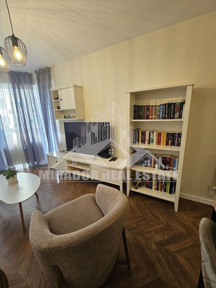 Двустаен Апартамент -кв.Дружба - 0