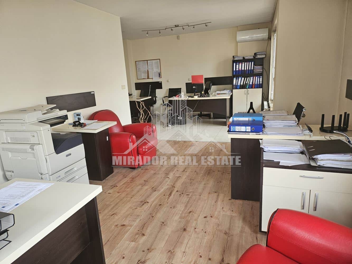 Офис под наем в Бели брези - 0