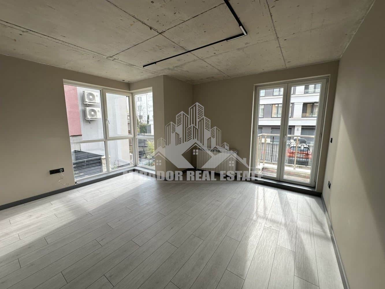 Тристаен Апартамент – кв. Витоша-0 Тристаен Апартамент - кв. Витоша - 0