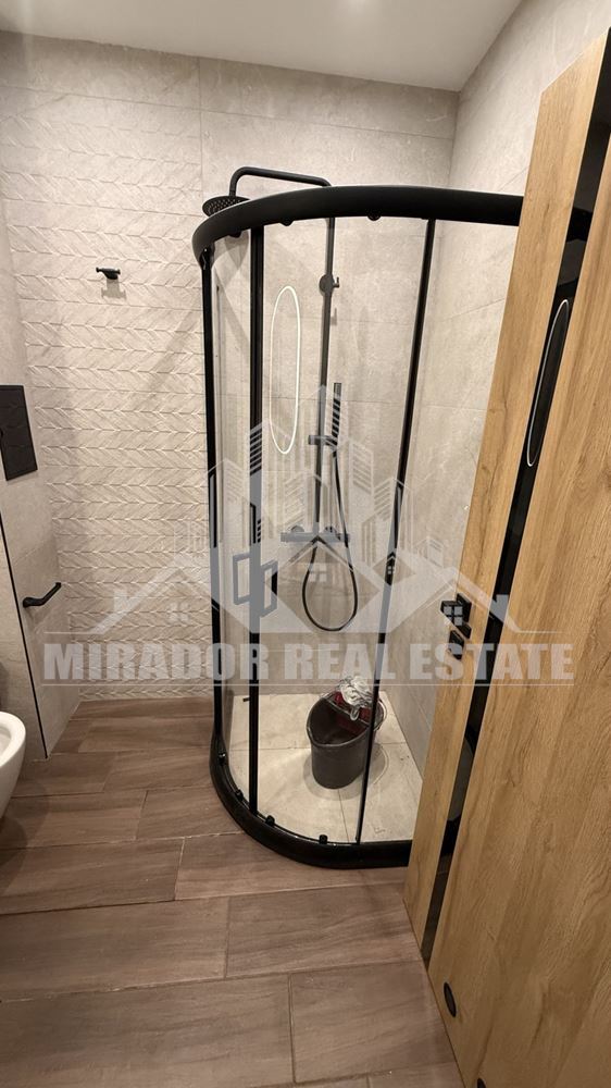 Луксозен двустаен в Младост 4 - 0