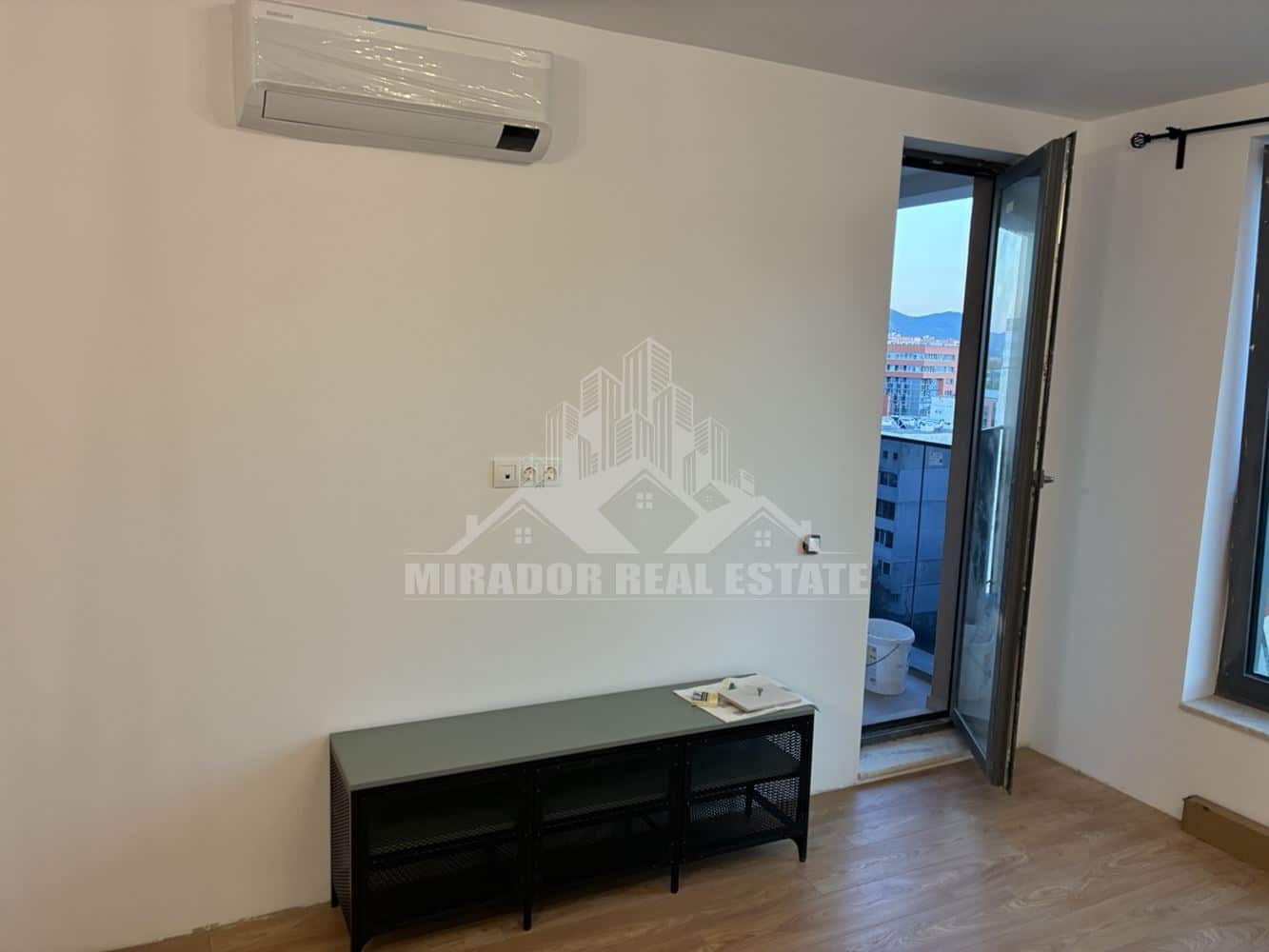 Луксозен двустаен в Младост 4 - 0