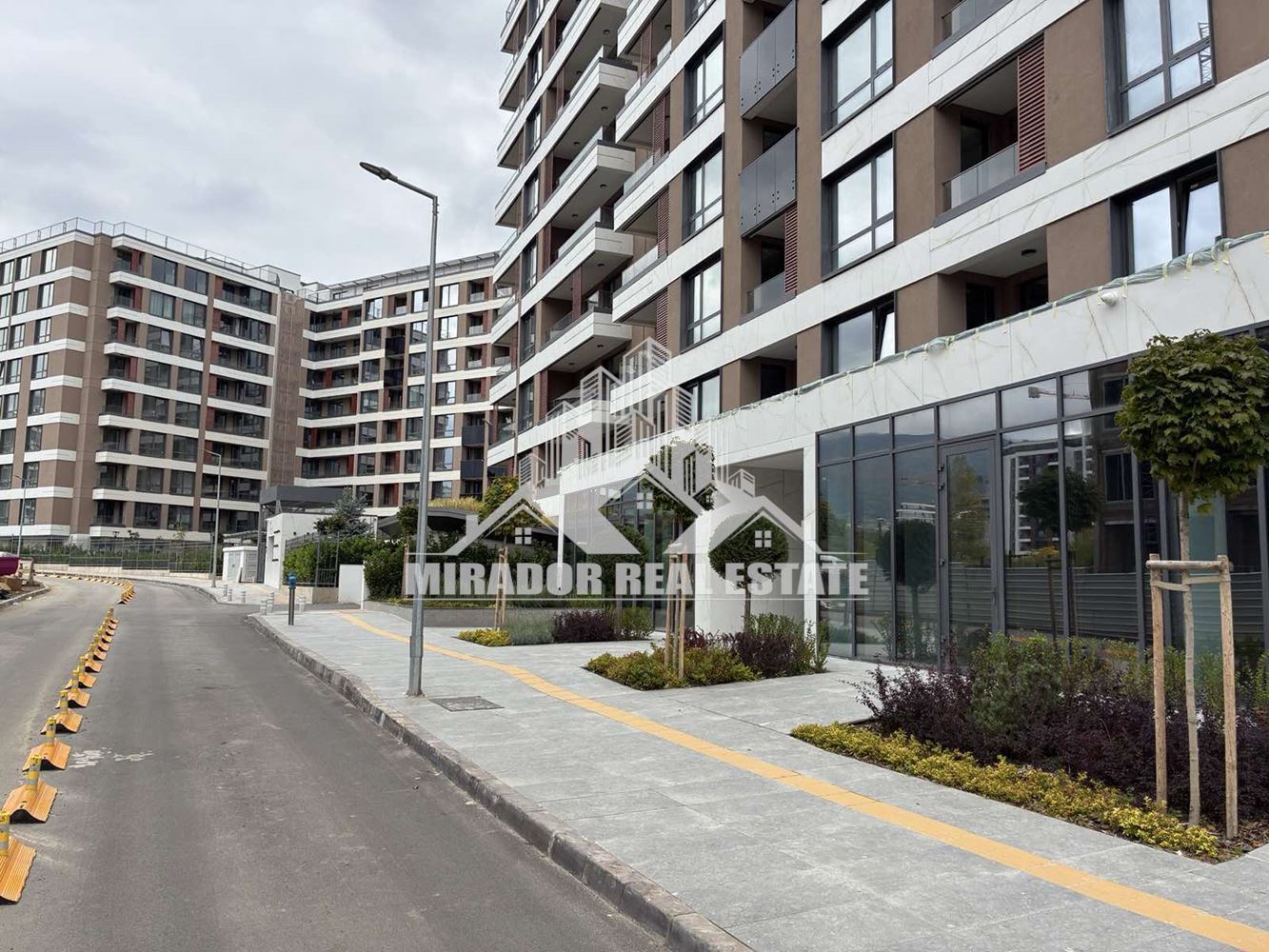 Двустаен в кв.Младост 4 - 0