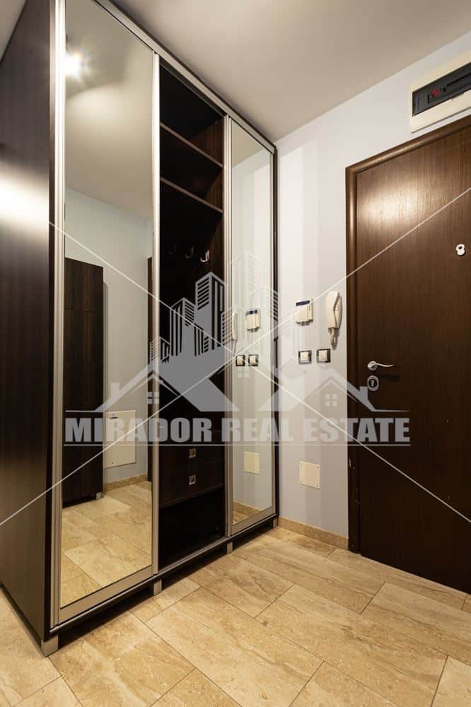 Тристаен Апартамент с двор под наем в кв. Симеоново - 0