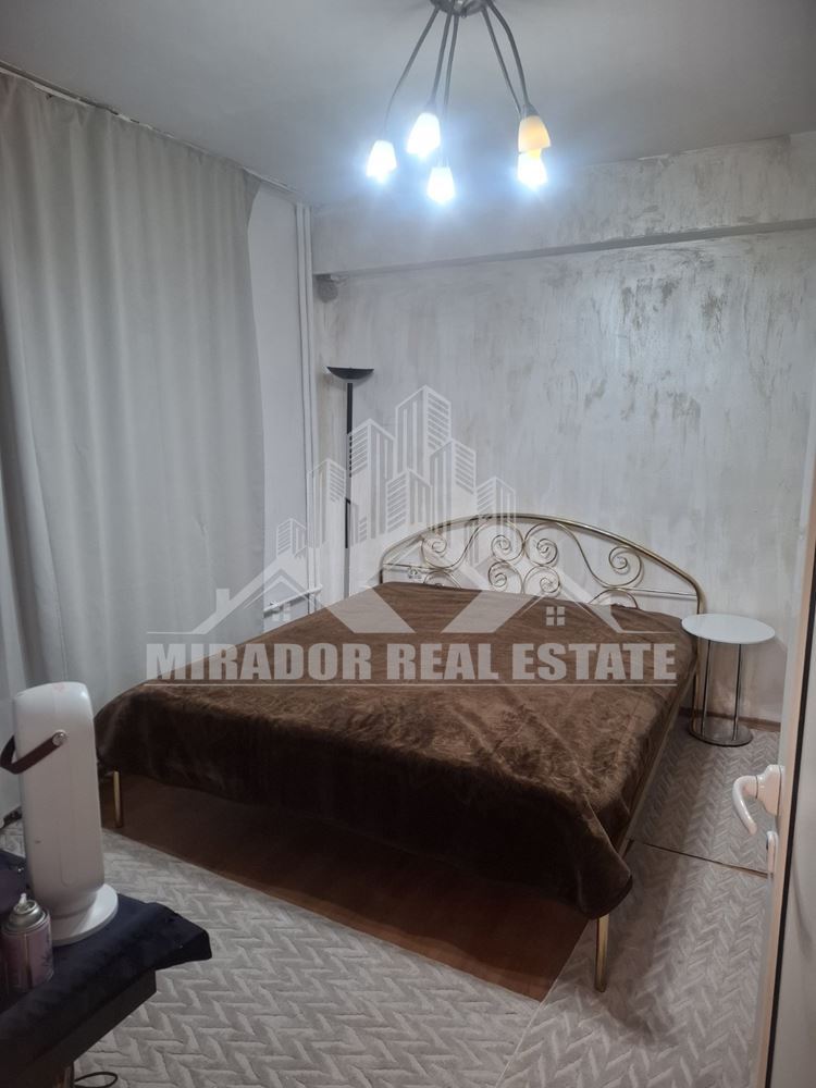 Компактен Тристаен Апартамент в кв.Хаджи Димитър - 0