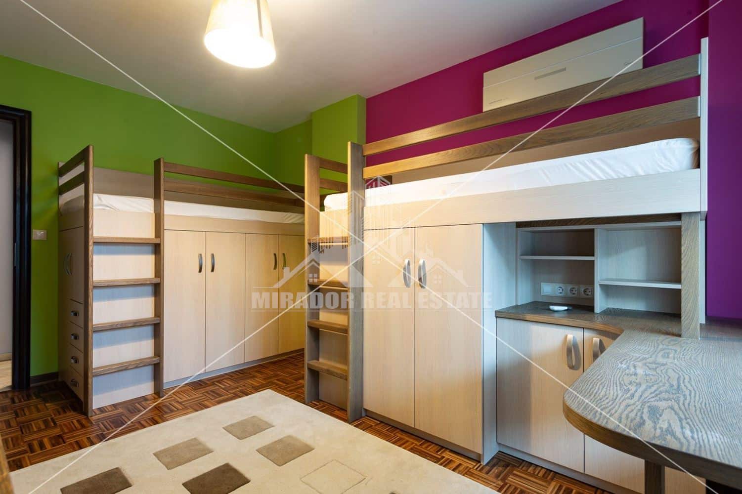 Тристаен Апартамент с двор под наем в кв. Симеоново - 0