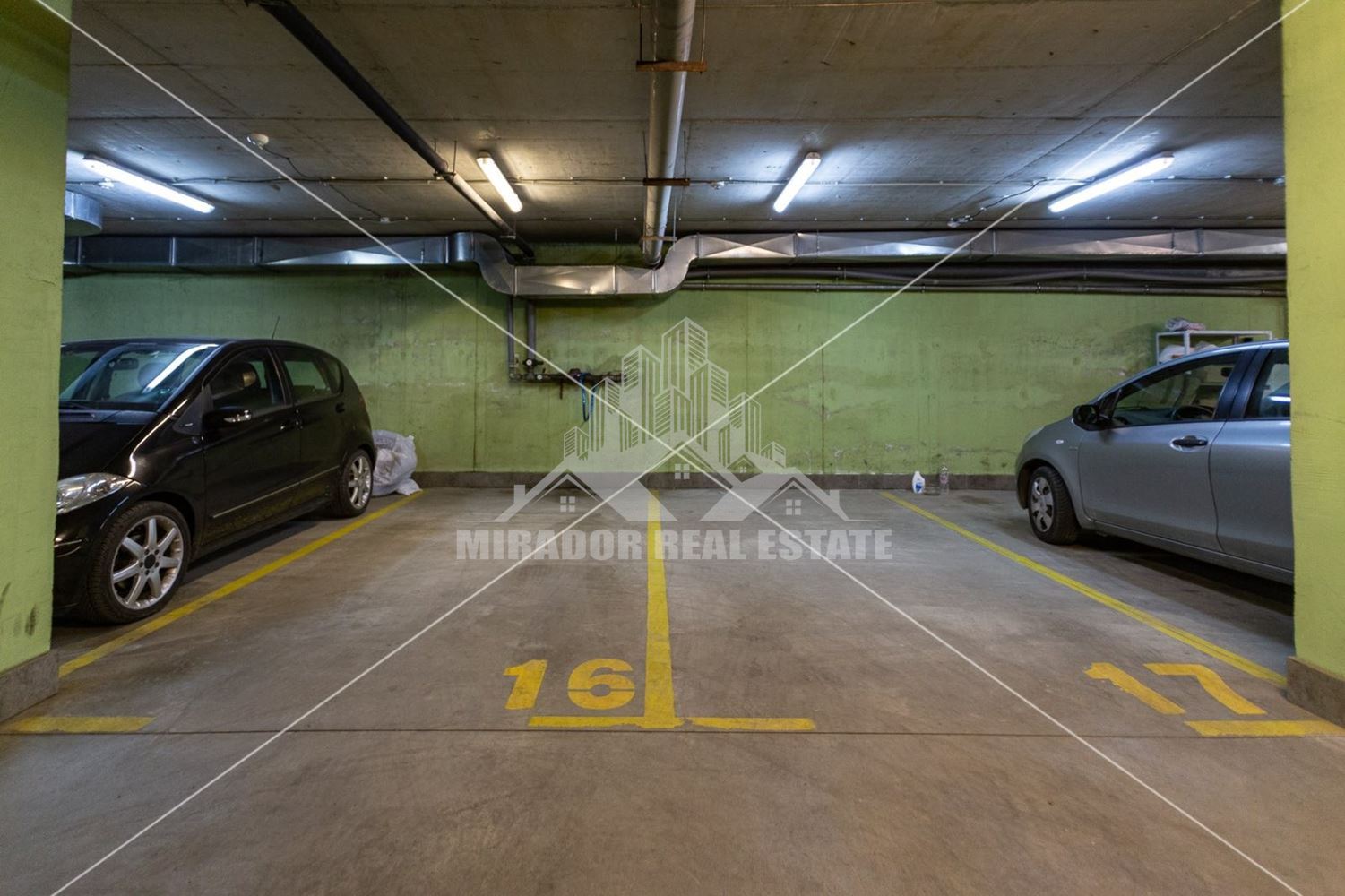 Тристаен Апартамент с двор под наем в кв. Симеоново - 0