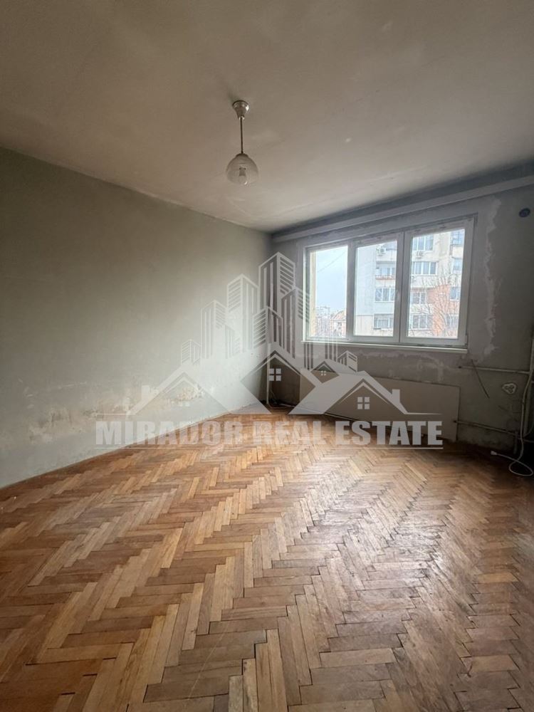 Двустаен Апартамент в кв. Хаджи Димитър-0 Двустаен Апартамент в кв. Хаджи Димитър - 0