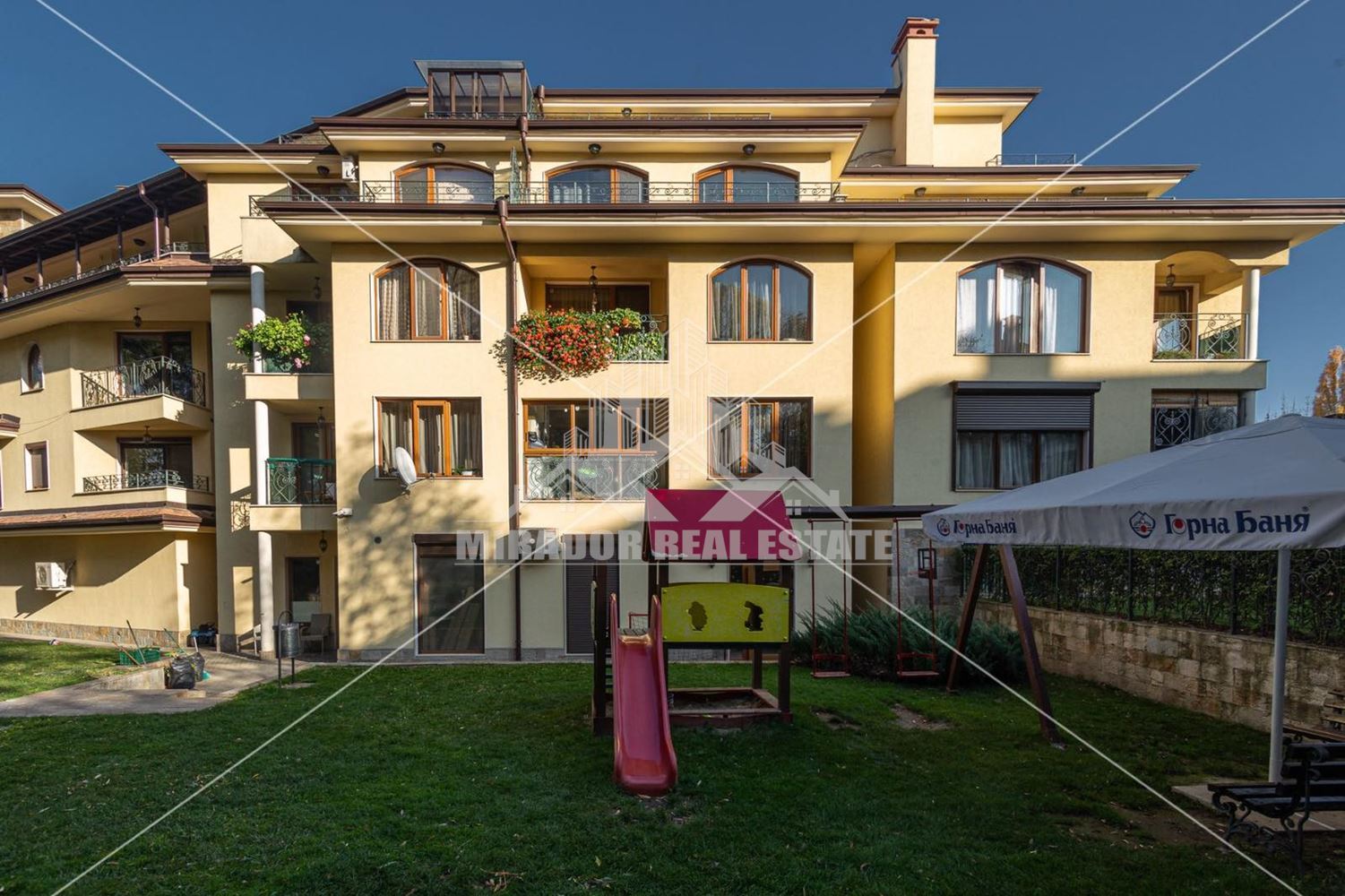 Тристаен Апартамент в кв. Симеоново - 0