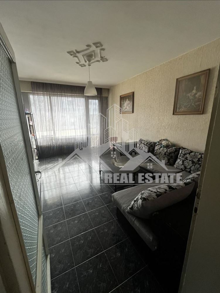 Двустаен Апартамент в кв. Хаджи Димитър-0 Двустаен Апартамент в кв. Хаджи Димитър - 0