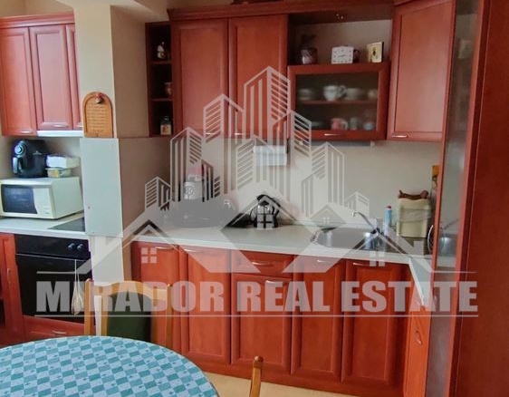 Двустаен Апартамент в кв,. Хаджи Димитър - 0