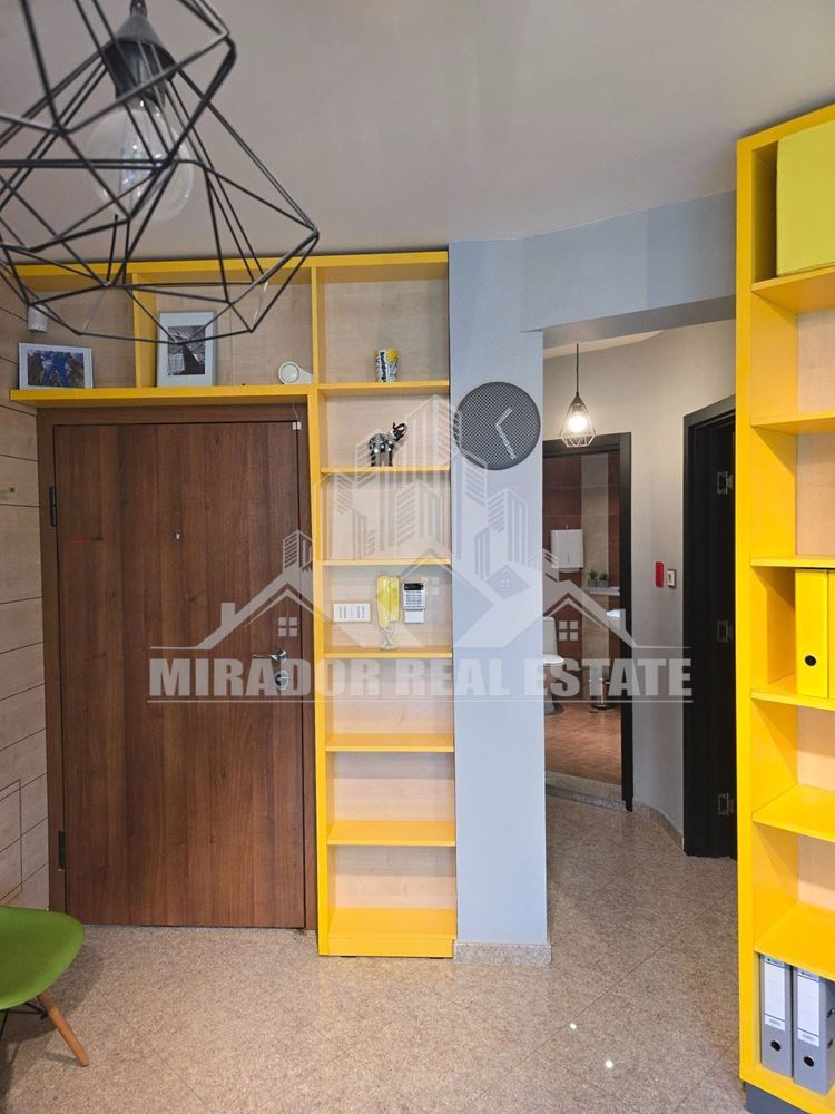 ОФИС в гр: София - Зона Б-5-3 - 0