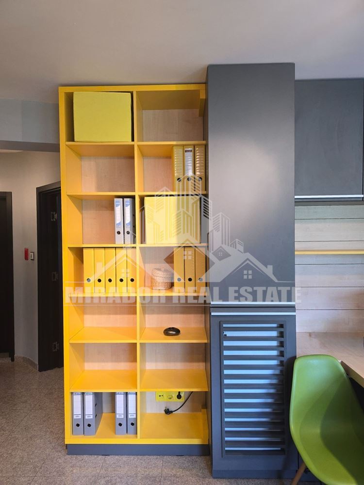 ОФИС в гр: София - Зона Б-5-3 - 0