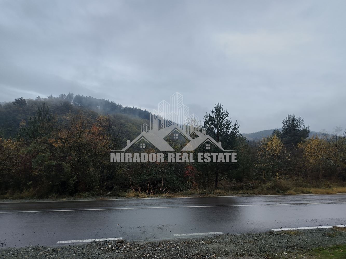 Парцел с ток и вода - 0