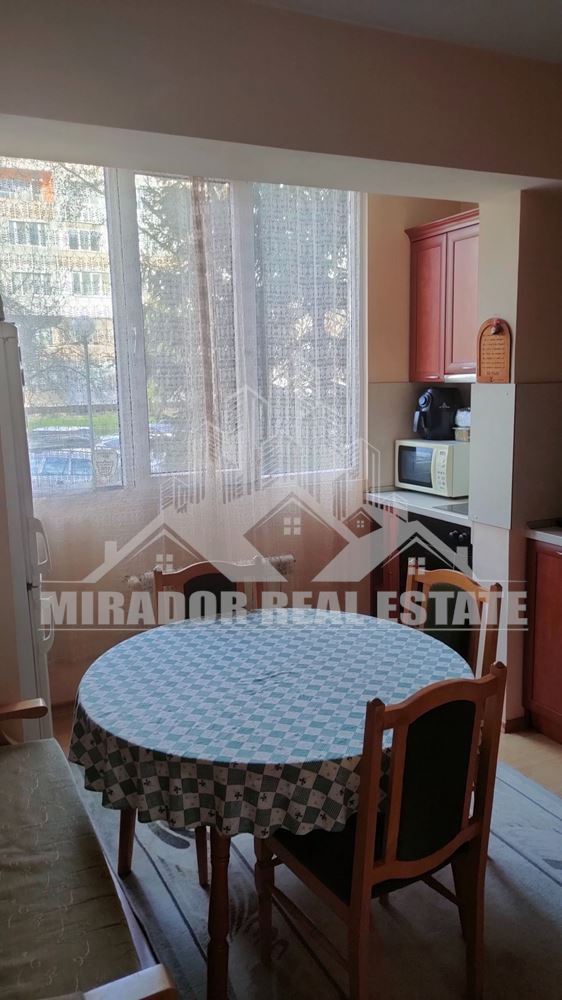 Двустаен Апартамент в кв,. Хаджи Димитър - 0