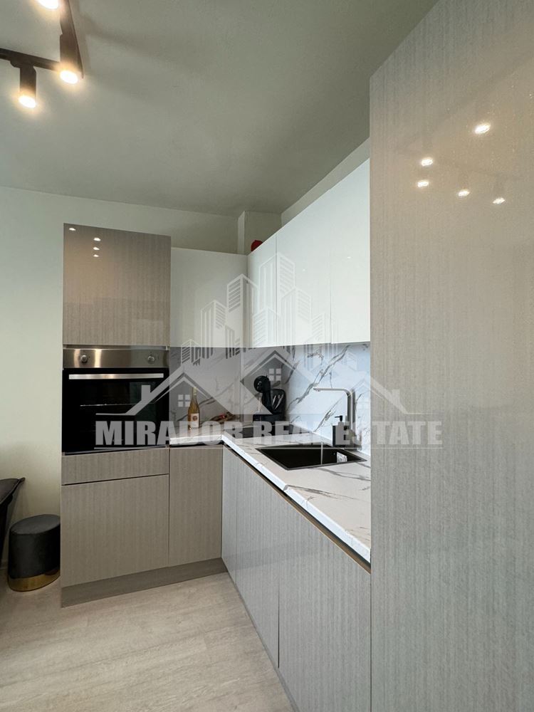 Панорамен двустаен апартамент - 0