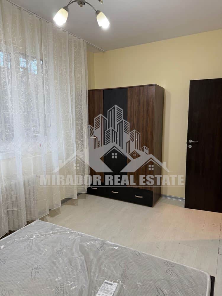 Тристаен апартамент до Медицинска академия - 0